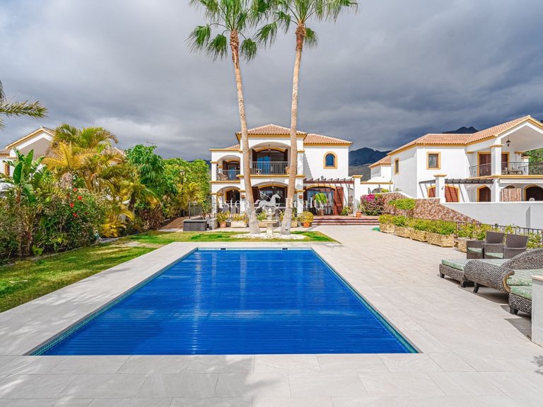Villa for Sale in Torviscas Alto, Tenerife 4