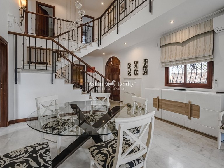 Villa for Sale in Torviscas Alto, Tenerife 8
