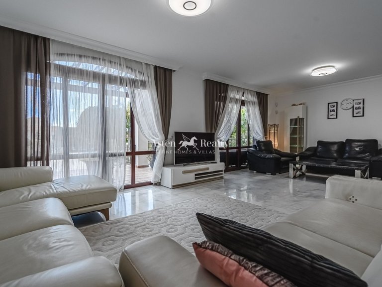 Villa for Sale in Torviscas Alto, Tenerife 12