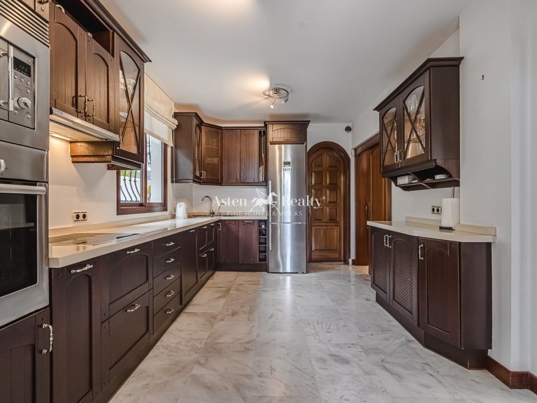 Villa for Sale in Torviscas Alto, Tenerife 21