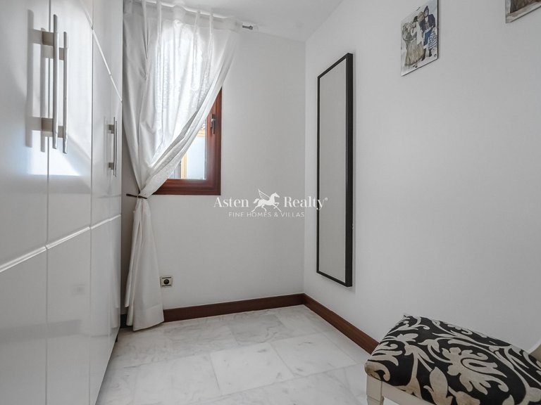 Villa for Sale in Torviscas Alto, Tenerife 33