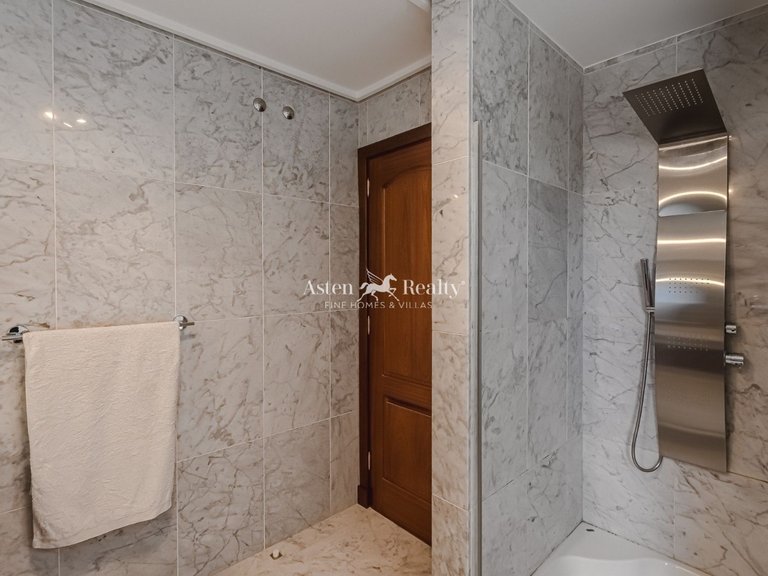 Villa for Sale in Torviscas Alto, Tenerife 40