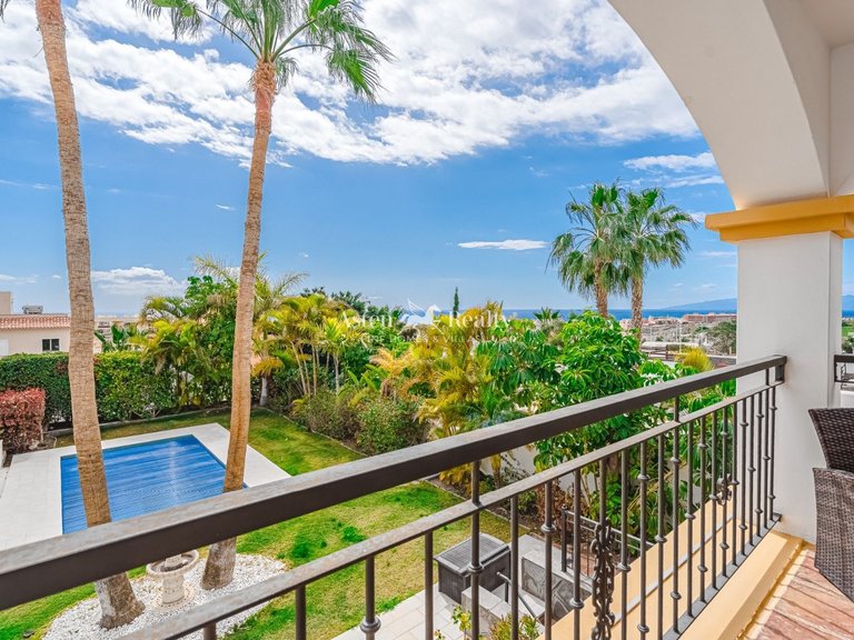 Villa for Sale in Torviscas Alto, Tenerife 49