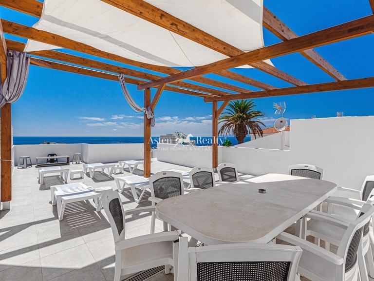Villa for Sale in San Eugenio Alto, Tenerife 40