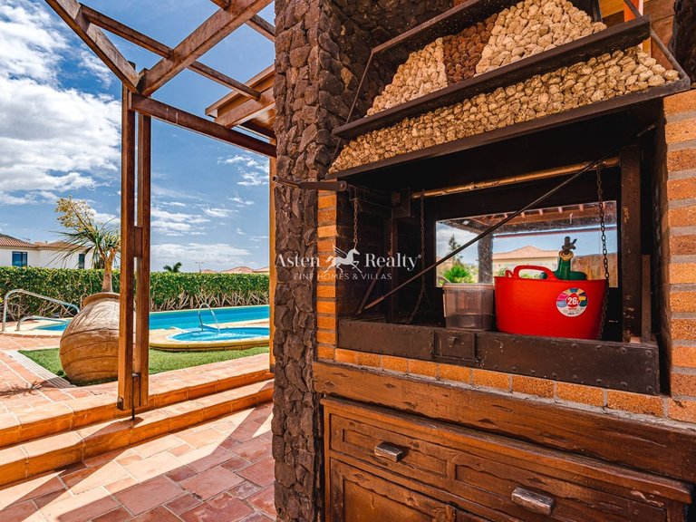 Villa for Sale in Torviscas Alto, Tenerife 14