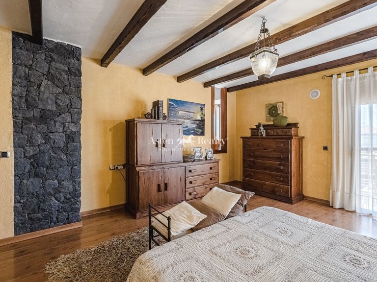 Villa for Sale in Torviscas Alto, Tenerife 46