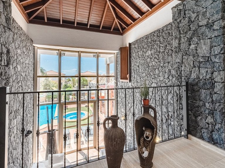 Villa for Sale in Torviscas Alto, Tenerife 41