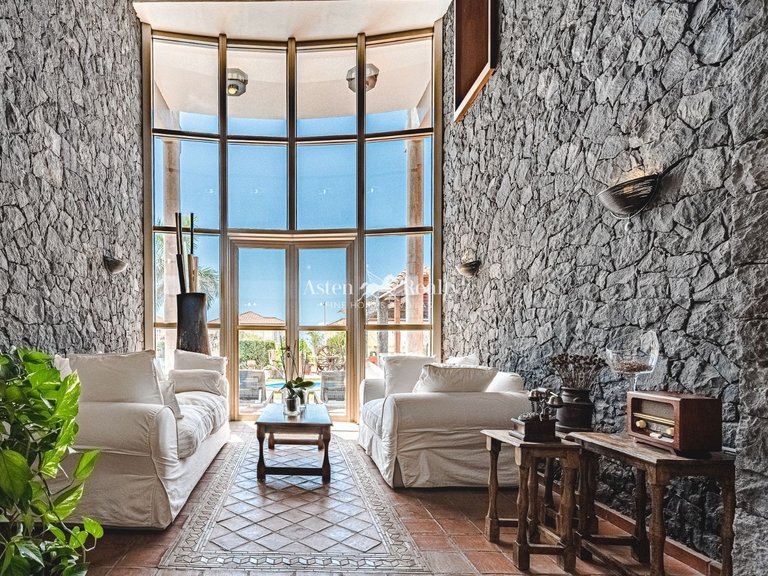 Villa for Sale in Torviscas Alto, Tenerife 39