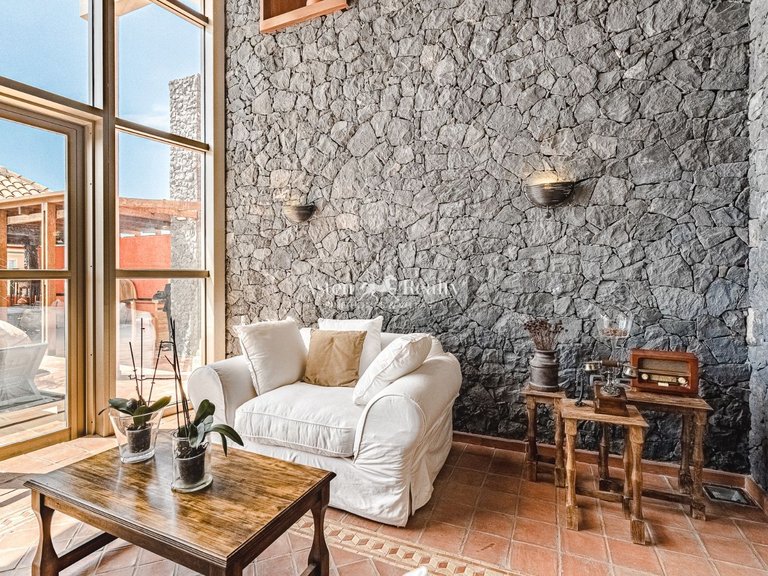 Villa for Sale in Torviscas Alto, Tenerife 18