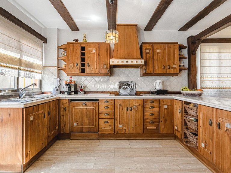 Villa for Sale in Torviscas Alto, Tenerife 32