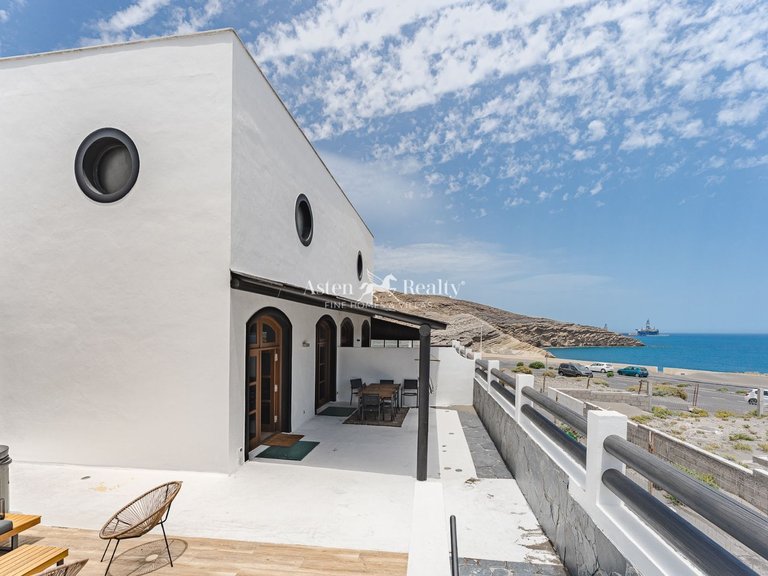 Town House for Sale in El Medano, Tenerife 24