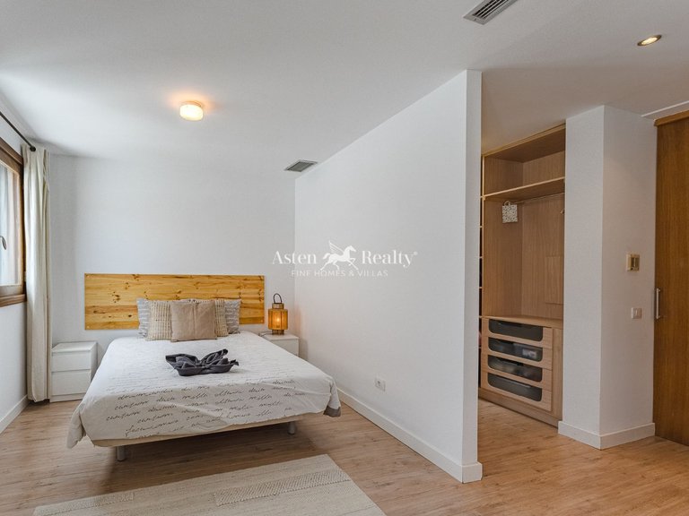 Town House for Sale in El Medano, Tenerife 13