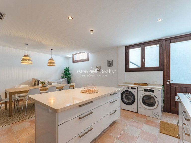 Town House for Sale in El Medano, Tenerife 9