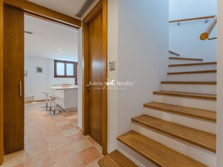Town House for Sale in El Medano, Tenerife 11