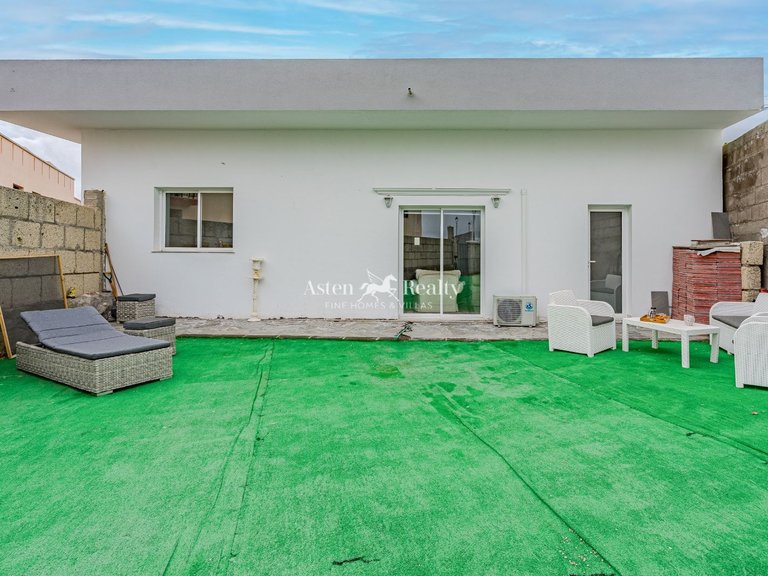 Villa for Sale in San Miguel, Tenerife 18
