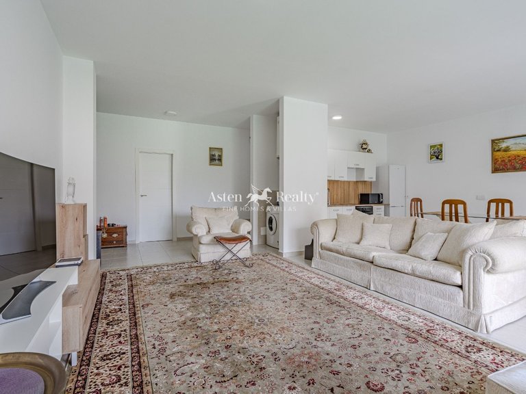 Villa for Sale in San Miguel, Tenerife 4