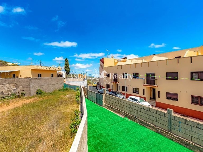 Villa for Sale in San Miguel, Tenerife 32