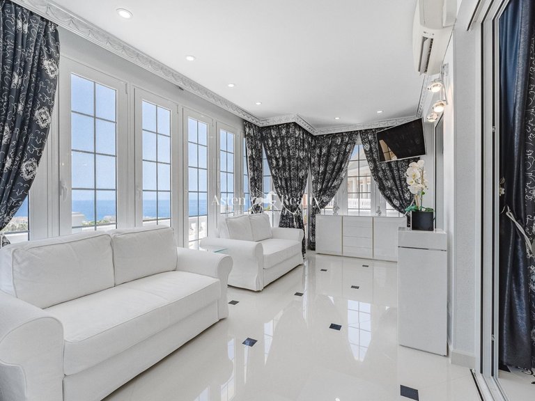Villa for Sale in La Caleta, Tenerife 36