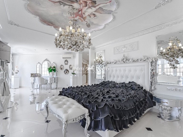 Villa for Sale in La Caleta, Tenerife 25