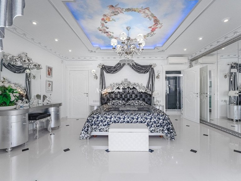 Villa for Sale in La Caleta, Tenerife 37