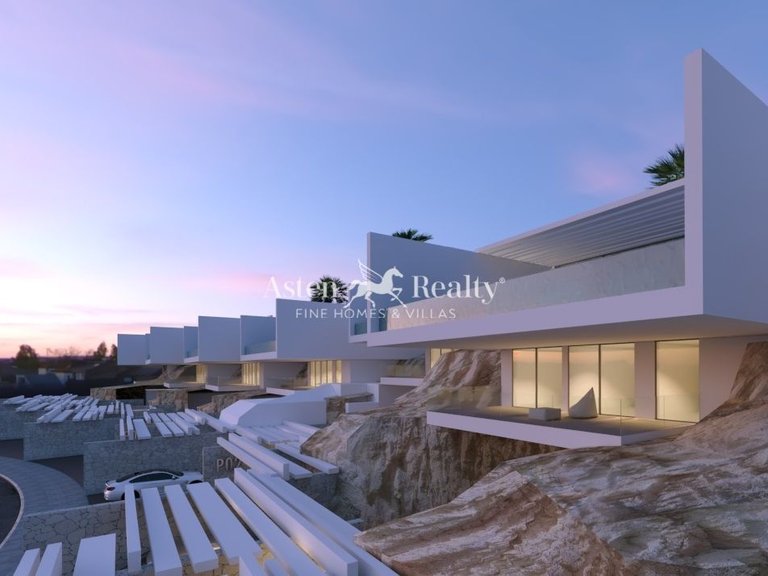 Villa for Sale in San Eugenio Alto, Tenerife 21