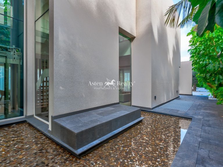 Villa for Sale in La Caleta, Tenerife 33