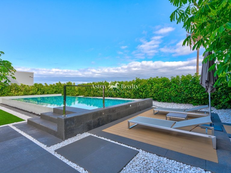 Villa for Sale in La Caleta, Tenerife 12