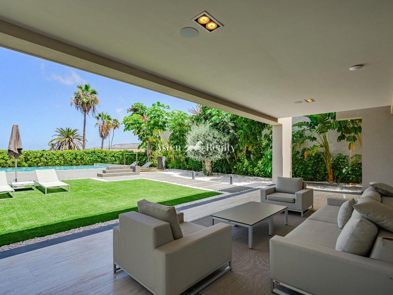 Villa for Sale in La Caleta, Tenerife 19