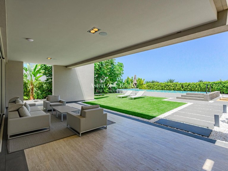 Villa for Sale in La Caleta, Tenerife 20