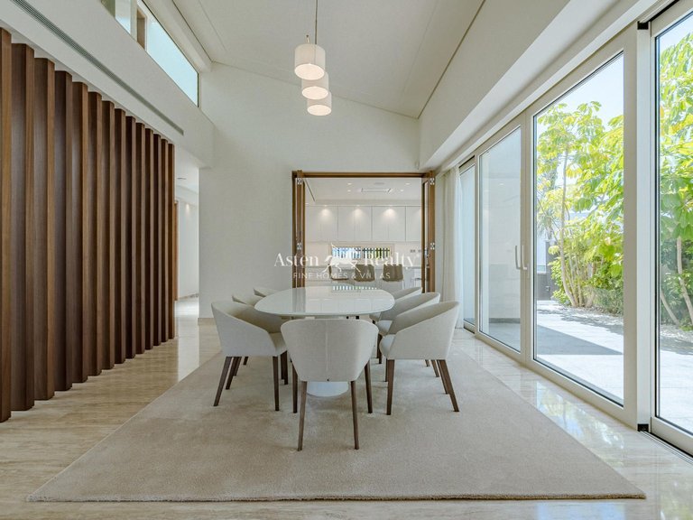 Villa for Sale in La Caleta, Tenerife 25