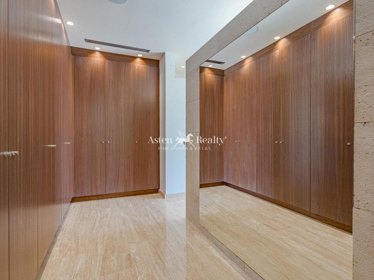 Villa for Sale in La Caleta, Tenerife 38