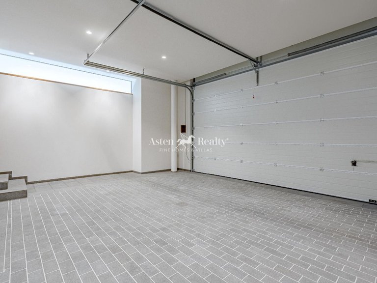 Villa for Sale in La Caleta, Tenerife 50