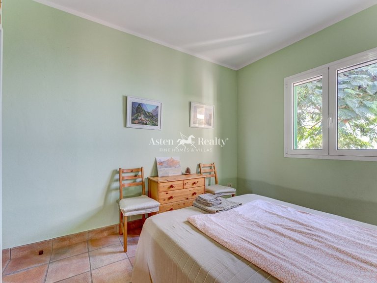 Villa for Sale in Guia De Isora, Tenerife 27