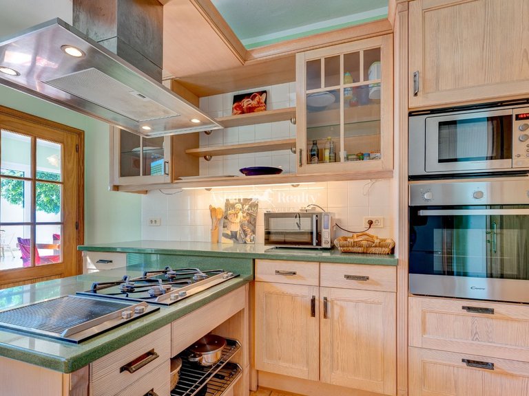 Villa for Sale in Guia De Isora, Tenerife 13