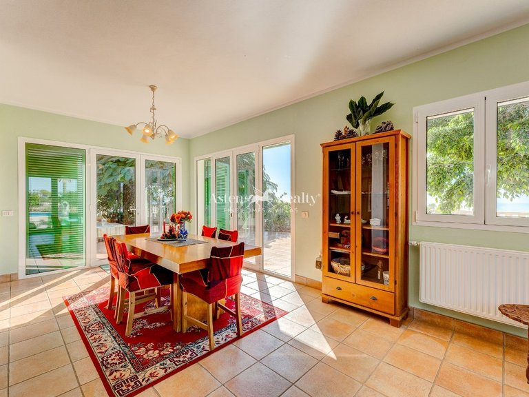 Villa for Sale in Guia De Isora, Tenerife 10