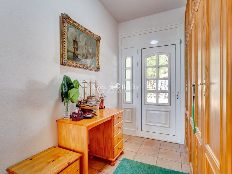 Villa for Sale in Guia De Isora, Tenerife 32