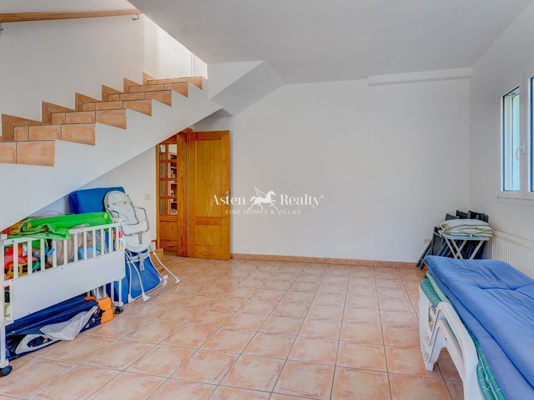 Villa for Sale in Guia De Isora, Tenerife 33