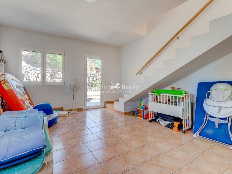Villa for Sale in Guia De Isora, Tenerife 34