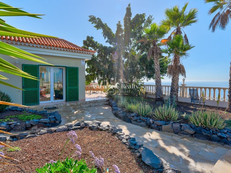 Villa for Sale in Guia De Isora, Tenerife 46