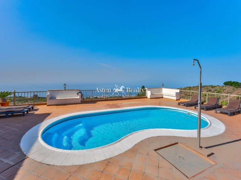 Villa for Sale in Adeje, Tenerife 5