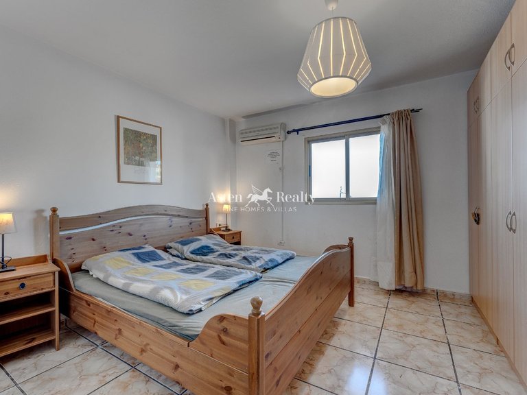 Villa for Sale in Adeje, Tenerife 28