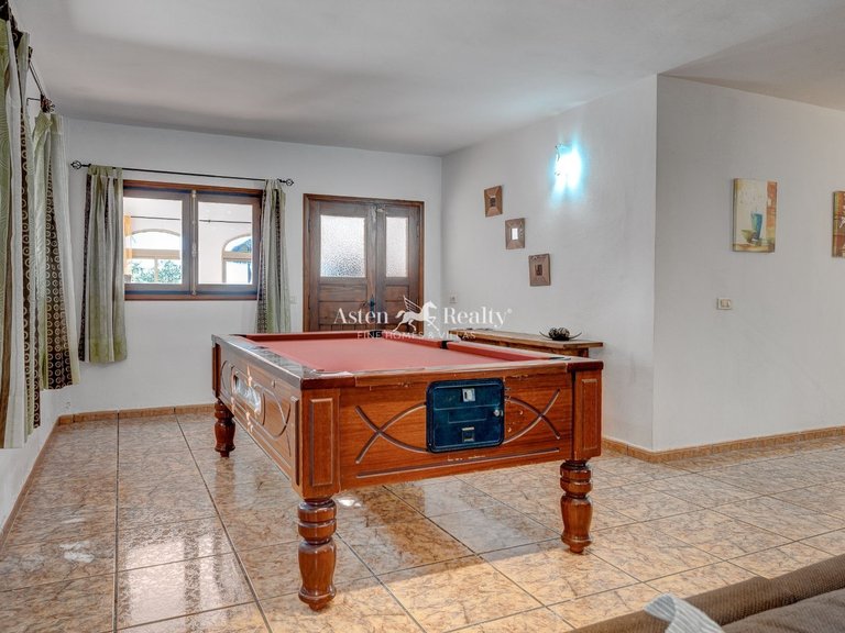 Villa for Sale in Adeje, Tenerife 36