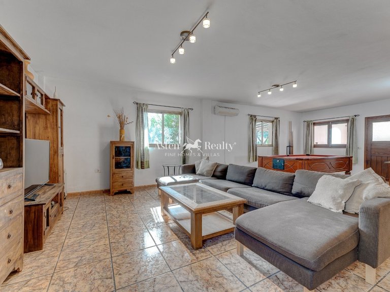 Villa for Sale in Adeje, Tenerife 11