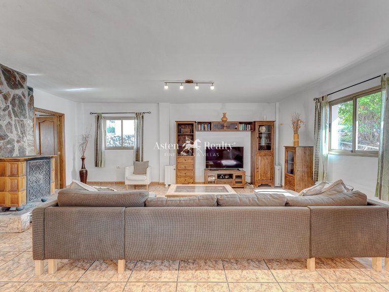 Villa for Sale in Adeje, Tenerife 14