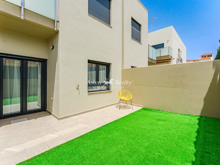 Town House for Sale in Las Galletas, Tenerife 6