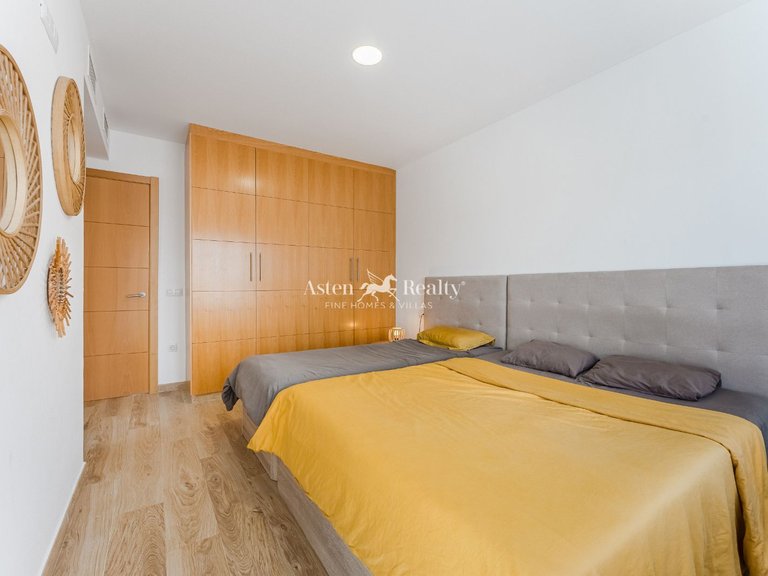 Town House for Sale in Las Galletas, Tenerife 16