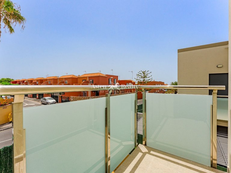 Town House for Sale in Las Galletas, Tenerife 17