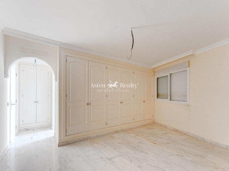 Penthouse for Sale in Acantilados De Los Gigantes, Tenerife 9