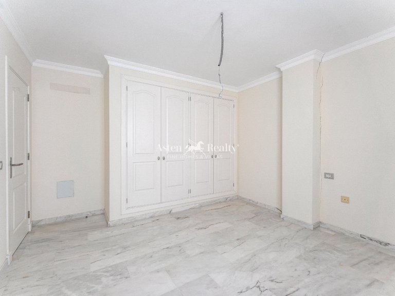 Penthouse for Sale in Acantilados De Los Gigantes, Tenerife 12