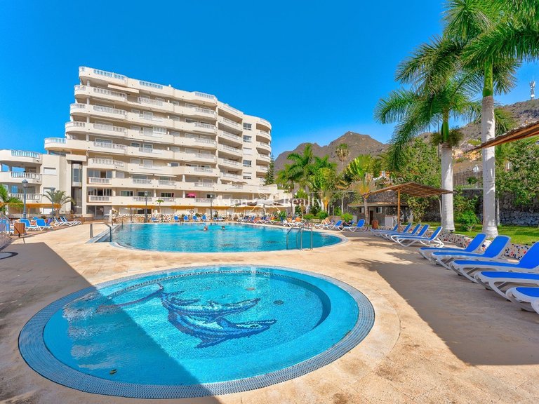 Penthouse for Sale in Acantilados De Los Gigantes, Tenerife 21